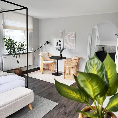 Seaside Rooms - Design-Apartment Mit Balkon & Parkplatz - Inklusive Strandkorb Direkt Am Wasser Und Spa & Sauna Saisonal Büsum Kültér fotó